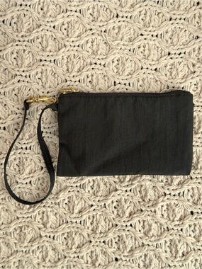 BAGGALLINI Dark Olive Green Wristlet Zip Pouch